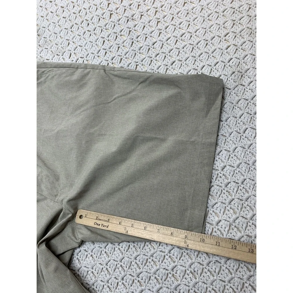 Ben Hogan Chino Golf Shorts Men's Size‎ 42 Beige  Flat Front Stretch Waistband